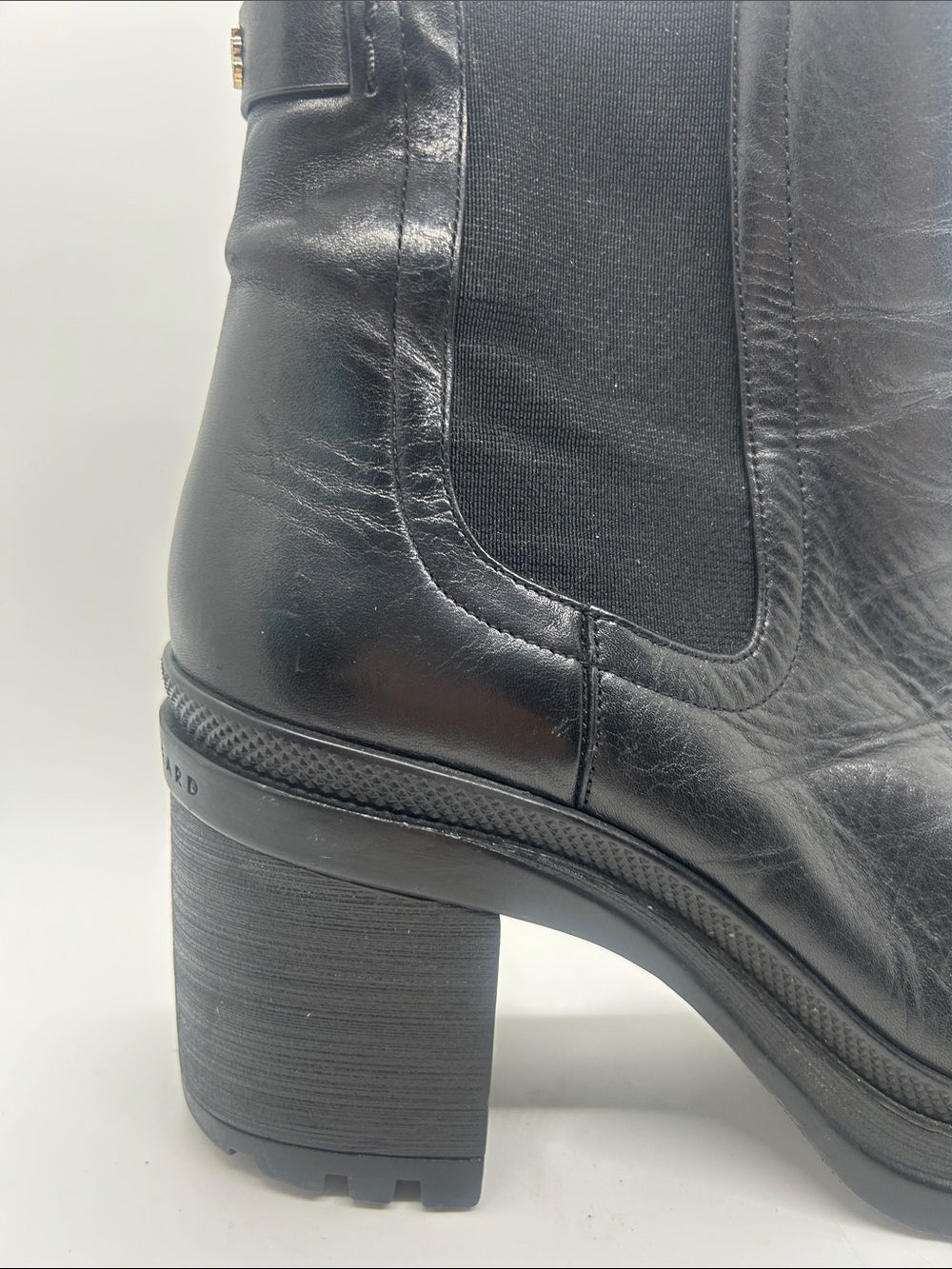 Veronica Beard Black Leather Block Heel Pull On Chelsea Boots Shoes **Size 7.5** - Picture 7 of 13